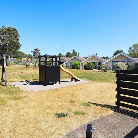 Two-bedroom In 2 Vakantiehuis *